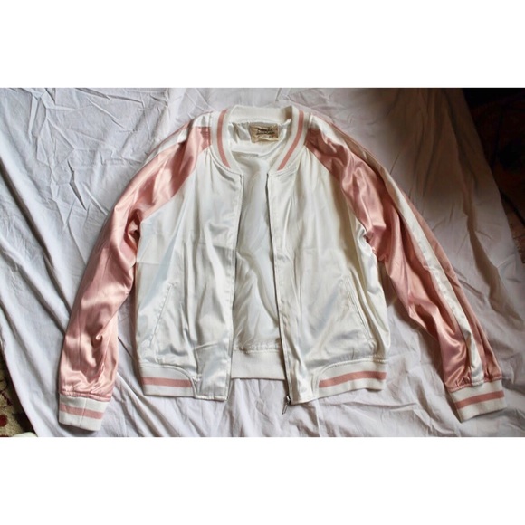 Forever 21 Jackets & Blazers - Forever 21 pink and white bomber jacket